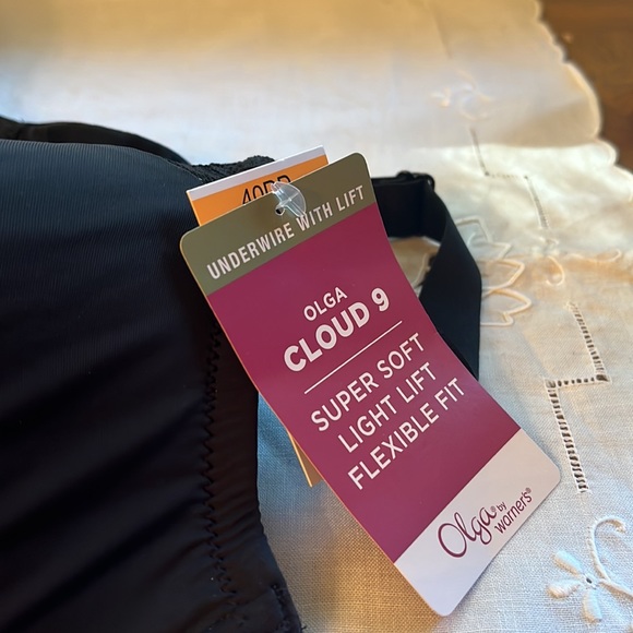 Olga 40DD bra. - Picture 3 of 3